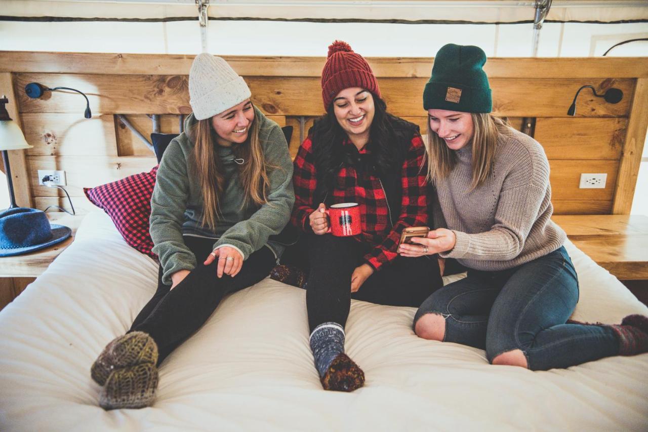 Mount Engadine Lodge 카나나스키스 외부 사진