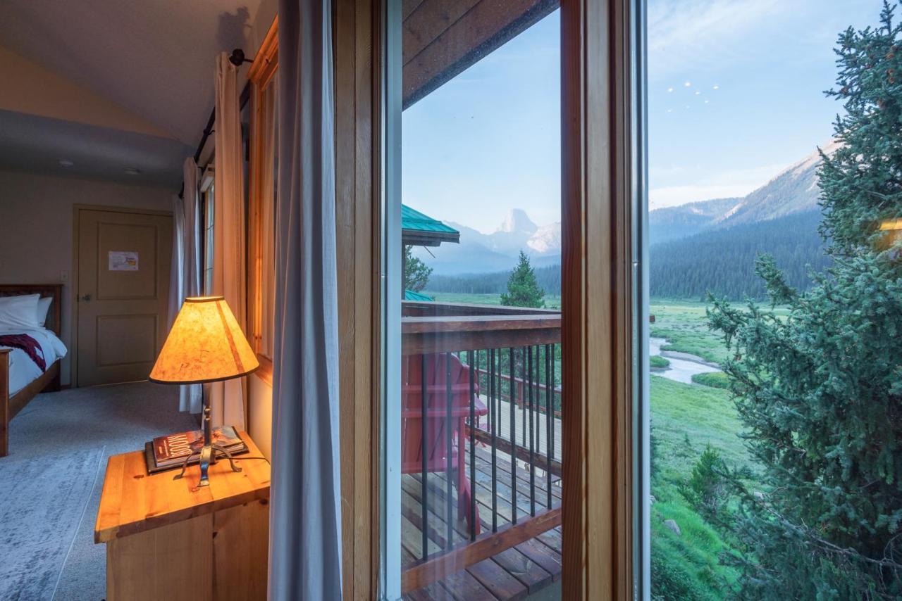 Mount Engadine Lodge 카나나스키스 외부 사진