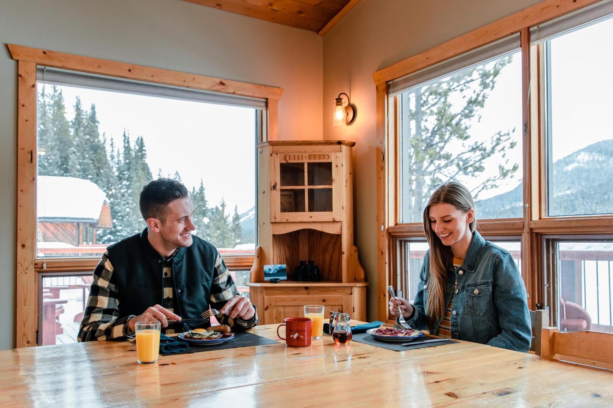 Mount Engadine Lodge 카나나스키스 외부 사진
